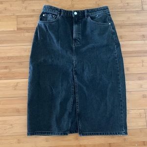 Midi denim skirt